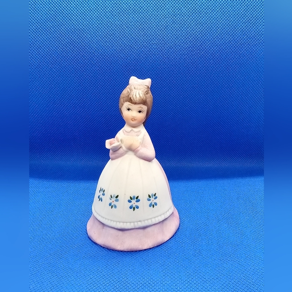 VINTAGE PORCELAIN BELL LADY/GIRL W/ROSE "ANDREA BY SADEK